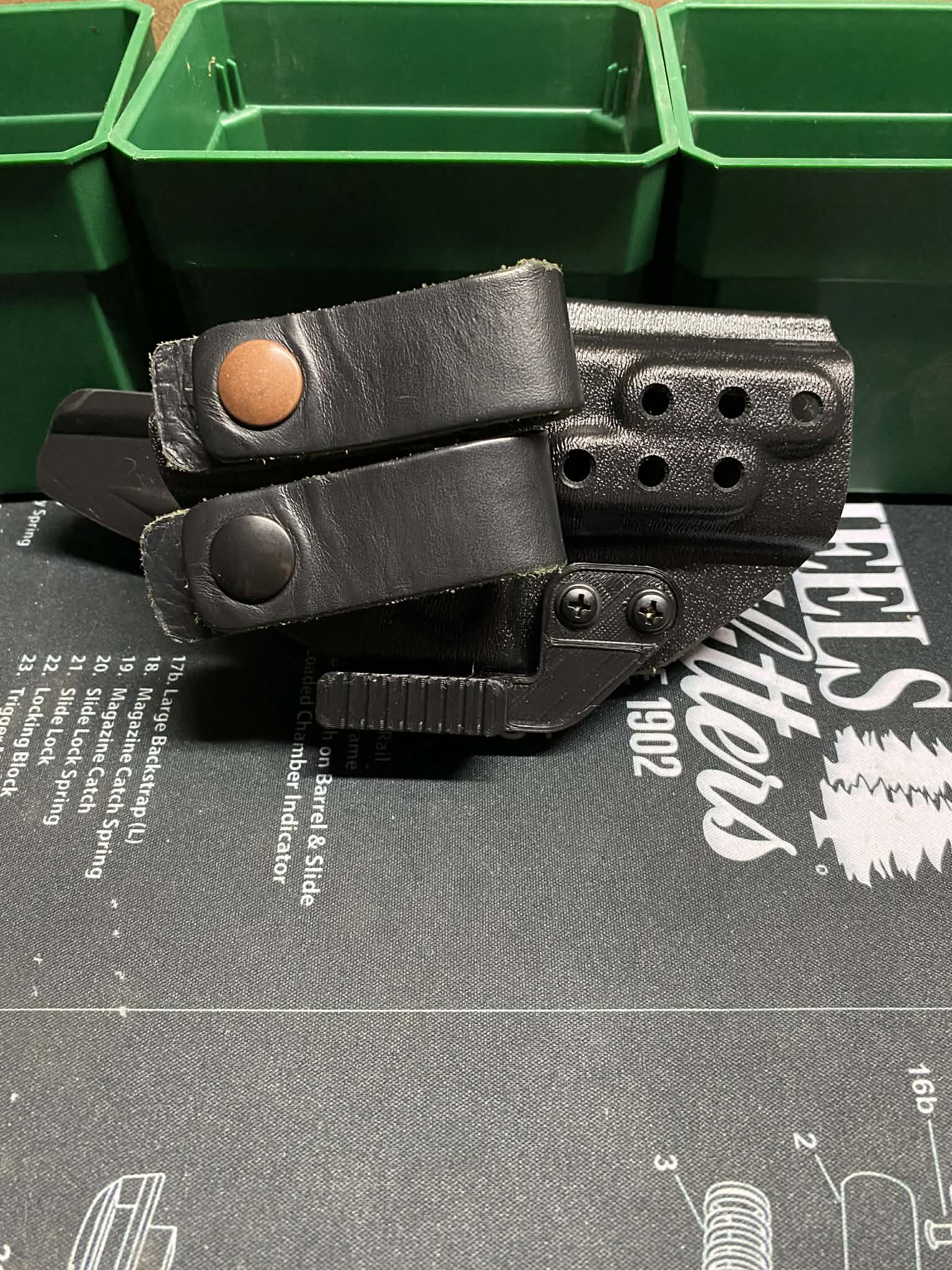 Helios- Glock 19 Holster